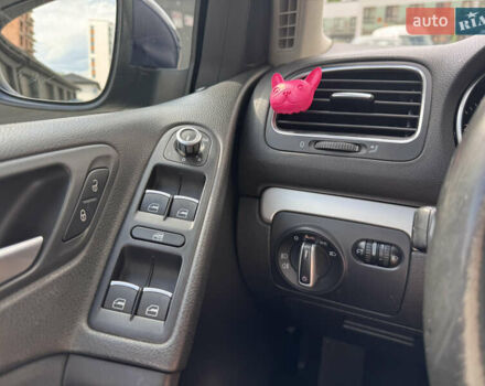 Синій Фольксваген Гольф, об'ємом двигуна 1.39 л та пробігом 223 тис. км за 8500 $, фото 22 на Automoto.ua