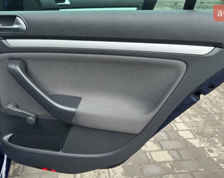 Синий Фольксваген Гольф, объемом двигателя 1.4 л и пробегом 233 тыс. км за 7299 $, фото 46 на Automoto.ua