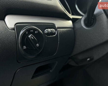 Синий Фольксваген Гольф, объемом двигателя 1.39 л и пробегом 276 тыс. км за 6999 $, фото 13 на Automoto.ua