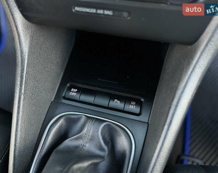 Синій Фольксваген Гольф, об'ємом двигуна 2 л та пробігом 339 тис. км за 6950 $, фото 27 на Automoto.ua