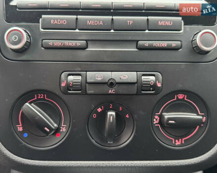 Синий Фольксваген Гольф, объемом двигателя 1.4 л и пробегом 233 тыс. км за 7299 $, фото 26 на Automoto.ua