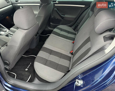 Синий Фольксваген Гольф, объемом двигателя 1.4 л и пробегом 233 тыс. км за 7299 $, фото 41 на Automoto.ua