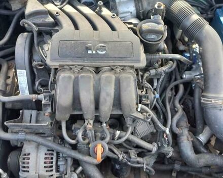 Синий Фольксваген Гольф, объемом двигателя 1.6 л и пробегом 223 тыс. км за 6000 $, фото 7 на Automoto.ua