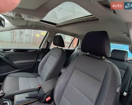 Синий Фольксваген Гольф, объемом двигателя 1.4 л и пробегом 255 тыс. км за 7490 $, фото 22 на Automoto.ua