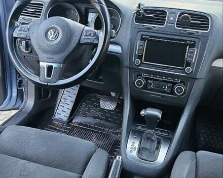 Синий Фольксваген Гольф, объемом двигателя 1.39 л и пробегом 245 тыс. км за 8400 $, фото 18 на Automoto.ua