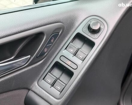 Синий Фольксваген Гольф, объемом двигателя 1.4 л и пробегом 255 тыс. км за 7490 $, фото 19 на Automoto.ua