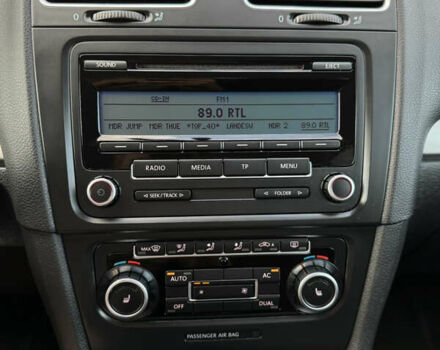 Синий Фольксваген Гольф, объемом двигателя 1.4 л и пробегом 181 тыс. км за 6800 $, фото 38 на Automoto.ua