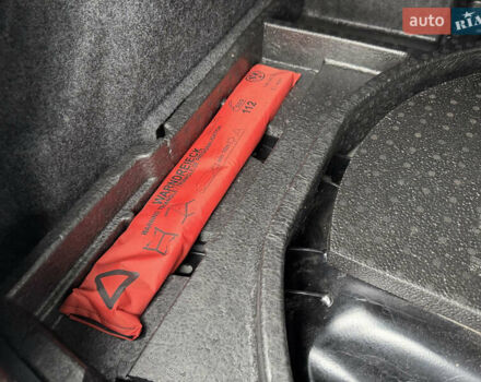 Синий Фольксваген Гольф, объемом двигателя 1.6 л и пробегом 204 тыс. км за 8650 $, фото 75 на Automoto.ua