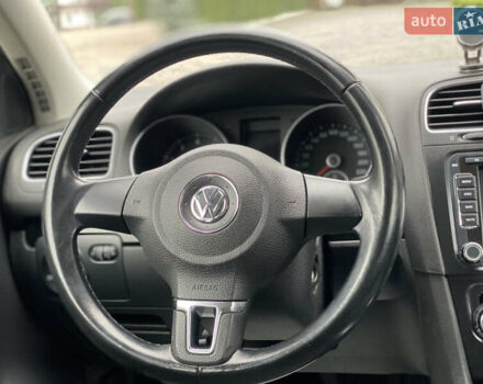 Синий Фольксваген Гольф, объемом двигателя 1.39 л и пробегом 202 тыс. км за 8350 $, фото 29 на Automoto.ua