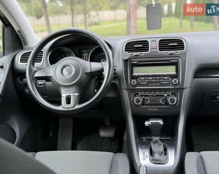 Фольксваген Гольф 2010 в Иршава на Automoto.ua Синий Фольксваген Гольф, объемом двигателя 1.39 л и пробегом 228 тыс. км за 8300 $, фото 35 на Automoto.ua