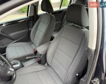 Фольксваген Гольф 2010 в Иршава на Automoto.ua Синий Фольксваген Гольф, объемом двигателя 1.39 л и пробегом 228 тыс. км за 8300 $, фото 47 на Automoto.ua