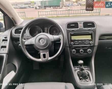 Синий Фольксваген Гольф, объемом двигателя 1.4 л и пробегом 245 тыс. км за 7400 $, фото 4 на Automoto.ua