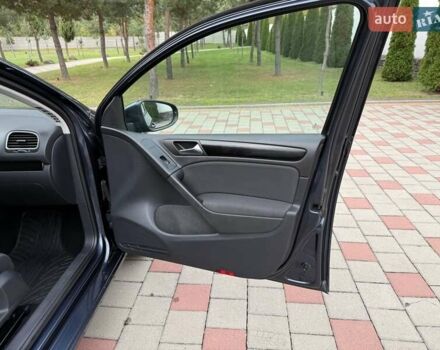 Фольксваген Гольф 2010 в Иршава на Automoto.ua Синий Фольксваген Гольф, объемом двигателя 1.39 л и пробегом 228 тыс. км за 8300 $, фото 51 на Automoto.ua