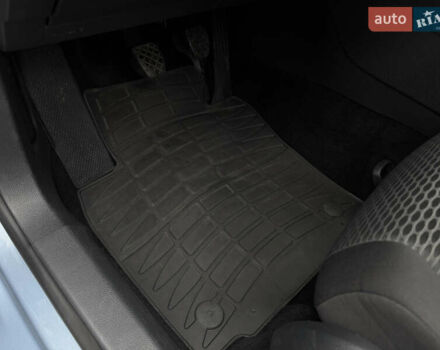 Синий Фольксваген Гольф, объемом двигателя 1.6 л и пробегом 204 тыс. км за 8650 $, фото 79 на Automoto.ua