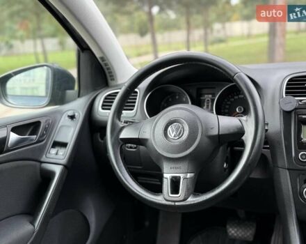 Фольксваген Гольф 2010 в Иршава на Automoto.ua Синий Фольксваген Гольф, объемом двигателя 1.39 л и пробегом 228 тыс. км за 8300 $, фото 36 на Automoto.ua