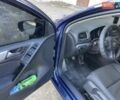 Синий Фольксваген Гольф, объемом двигателя 1.6 л и пробегом 290 тыс. км за 7000 $, фото 5 на Automoto.ua
