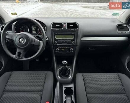 Синий Фольксваген Гольф, объемом двигателя 1.4 л и пробегом 192 тыс. км за 7500 $, фото 31 на Automoto.ua