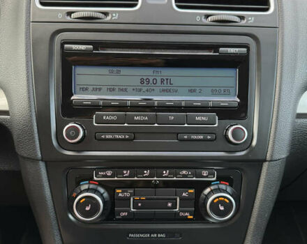 Синий Фольксваген Гольф, объемом двигателя 1.4 л и пробегом 181 тыс. км за 6800 $, фото 41 на Automoto.ua