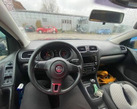 Синий Фольксваген Гольф, объемом двигателя 1.6 л и пробегом 175 тыс. км за 4600 $, фото 4 на Automoto.ua