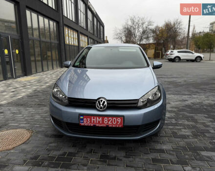 Синий Фольксваген Гольф, объемом двигателя 1.6 л и пробегом 204 тыс. км за 8650 $, фото 3 на Automoto.ua
