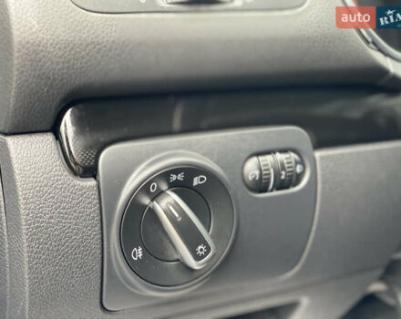 Синий Фольксваген Гольф, объемом двигателя 1.39 л и пробегом 202 тыс. км за 8350 $, фото 17 на Automoto.ua