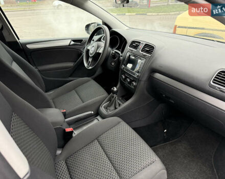 Синий Фольксваген Гольф, объемом двигателя 1.6 л и пробегом 190 тыс. км за 7700 $, фото 31 на Automoto.ua