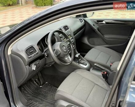 Фольксваген Гольф 2010 в Иршава на Automoto.ua Синий Фольксваген Гольф, объемом двигателя 1.39 л и пробегом 228 тыс. км за 8300 $, фото 37 на Automoto.ua