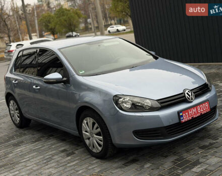 Синий Фольксваген Гольф, объемом двигателя 1.6 л и пробегом 204 тыс. км за 8650 $, фото 54 на Automoto.ua