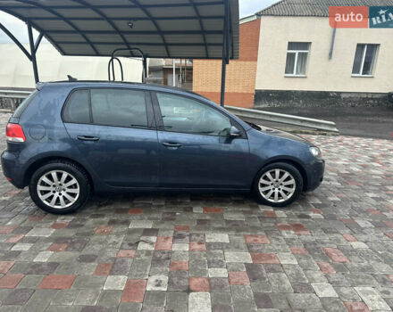 Синий Фольксваген Гольф, объемом двигателя 1.39 л и пробегом 240 тыс. км за 8000 $, фото 2 на Automoto.ua