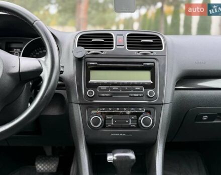 Фольксваген Гольф 2010 в Иршава на Automoto.ua Синий Фольксваген Гольф, объемом двигателя 1.39 л и пробегом 228 тыс. км за 8300 $, фото 45 на Automoto.ua