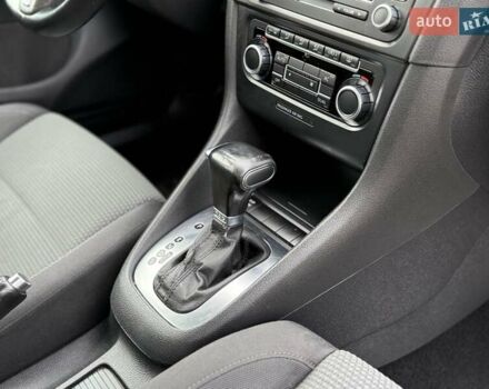 Фольксваген Гольф 2010 в Иршава на Automoto.ua Синий Фольксваген Гольф, объемом двигателя 1.39 л и пробегом 228 тыс. км за 8300 $, фото 49 на Automoto.ua