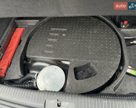 Синий Фольксваген Гольф, объемом двигателя 1.6 л и пробегом 204 тыс. км за 8650 $, фото 74 на Automoto.ua