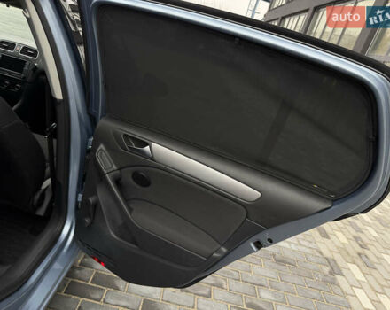 Синий Фольксваген Гольф, объемом двигателя 1.6 л и пробегом 204 тыс. км за 8650 $, фото 98 на Automoto.ua