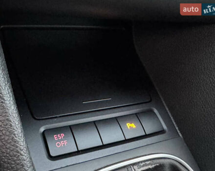 Синій Фольксваген Гольф, об'ємом двигуна 1.6 л та пробігом 190 тис. км за 7750 $, фото 52 на Automoto.ua