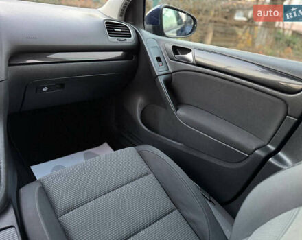 Синій Фольксваген Гольф, об'ємом двигуна 1.6 л та пробігом 190 тис. км за 7750 $, фото 44 на Automoto.ua