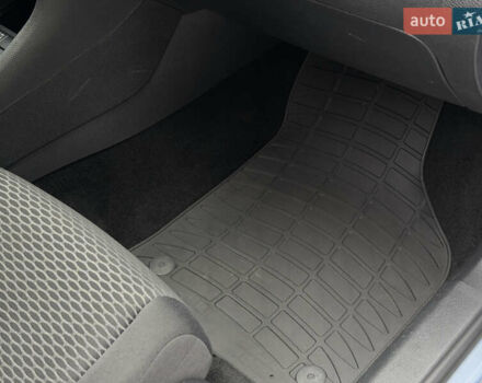 Синий Фольксваген Гольф, объемом двигателя 1.6 л и пробегом 204 тыс. км за 8650 $, фото 104 на Automoto.ua