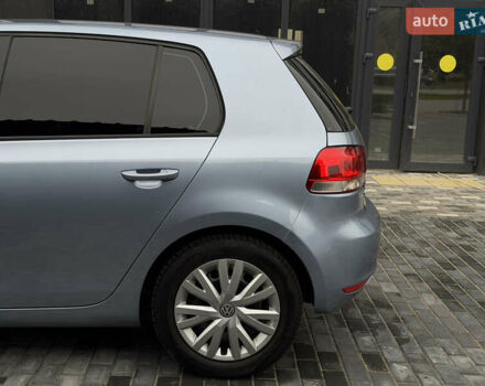 Синий Фольксваген Гольф, объемом двигателя 1.6 л и пробегом 204 тыс. км за 8650 $, фото 62 на Automoto.ua