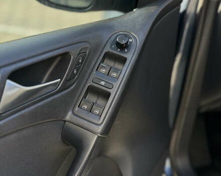 Синий Фольксваген Гольф, объемом двигателя 1.6 л и пробегом 263 тыс. км за 8100 $, фото 15 на Automoto.ua