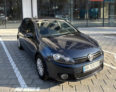 Синий Фольксваген Гольф, объемом двигателя 1.6 л и пробегом 263 тыс. км за 8100 $, фото 4 на Automoto.ua