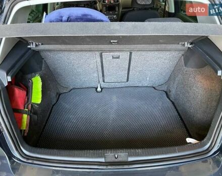 Синий Фольксваген Гольф, объемом двигателя 1.6 л и пробегом 208 тыс. км за 8999 $, фото 24 на Automoto.ua