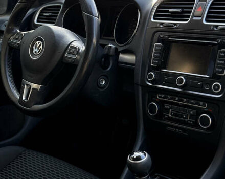 Синий Фольксваген Гольф, объемом двигателя 1.6 л и пробегом 263 тыс. км за 8100 $, фото 19 на Automoto.ua