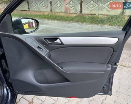 Синий Фольксваген Гольф, объемом двигателя 1.6 л и пробегом 239 тыс. км за 9999 $, фото 48 на Automoto.ua