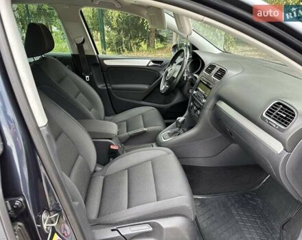 Синий Фольксваген Гольф, объемом двигателя 1.6 л и пробегом 239 тыс. км за 9999 $, фото 50 на Automoto.ua