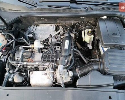 Синій Фольксваген Гольф, об'ємом двигуна 1.2 л та пробігом 177 тис. км за 5900 $, фото 13 на Automoto.ua