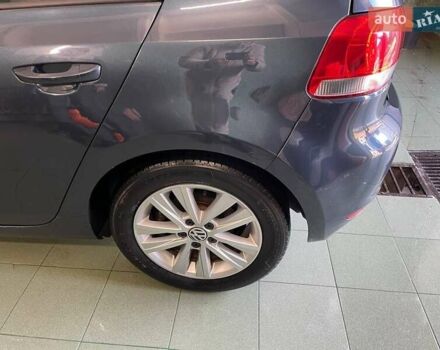 Синий Фольксваген Гольф, объемом двигателя 1.6 л и пробегом 208 тыс. км за 8999 $, фото 15 на Automoto.ua