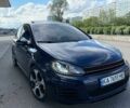 Синий Фольксваген Гольф, объемом двигателя 2 л и пробегом 227 тыс. км за 8200 $, фото 1 на Automoto.ua
