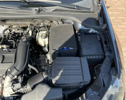 Синій Фольксваген Гольф, об'ємом двигуна 1.39 л та пробігом 213 тис. км за 9200 $, фото 43 на Automoto.ua