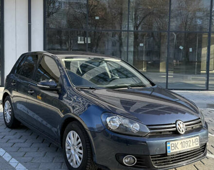 Синий Фольксваген Гольф, объемом двигателя 1.6 л и пробегом 263 тыс. км за 8100 $, фото 3 на Automoto.ua