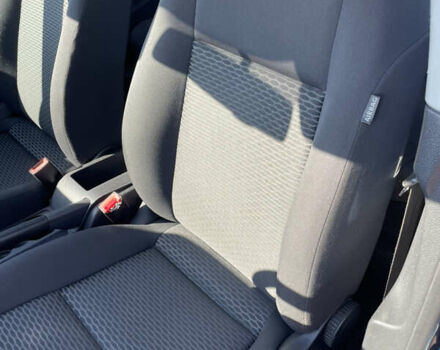 Синій Фольксваген Гольф, об'ємом двигуна 1.39 л та пробігом 213 тис. км за 9200 $, фото 22 на Automoto.ua