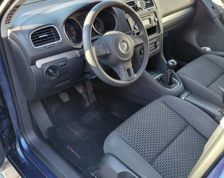 Синий Фольксваген Гольф, объемом двигателя 1.39 л и пробегом 206 тыс. км за 7600 $, фото 6 на Automoto.ua